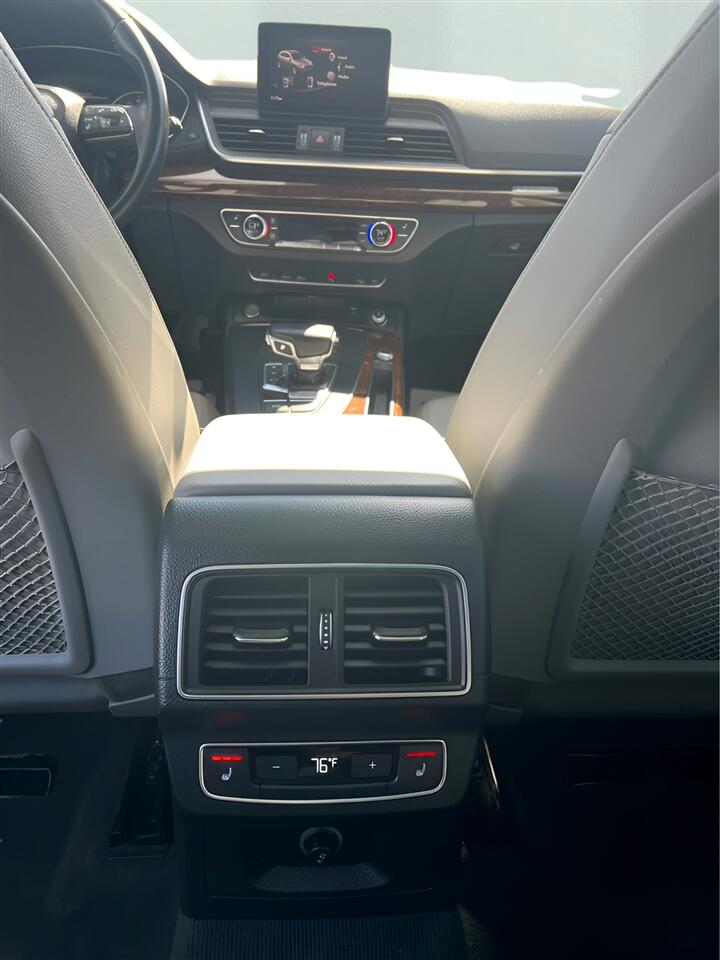 Audi Q5 2.0T Premium Plus quattro 2018