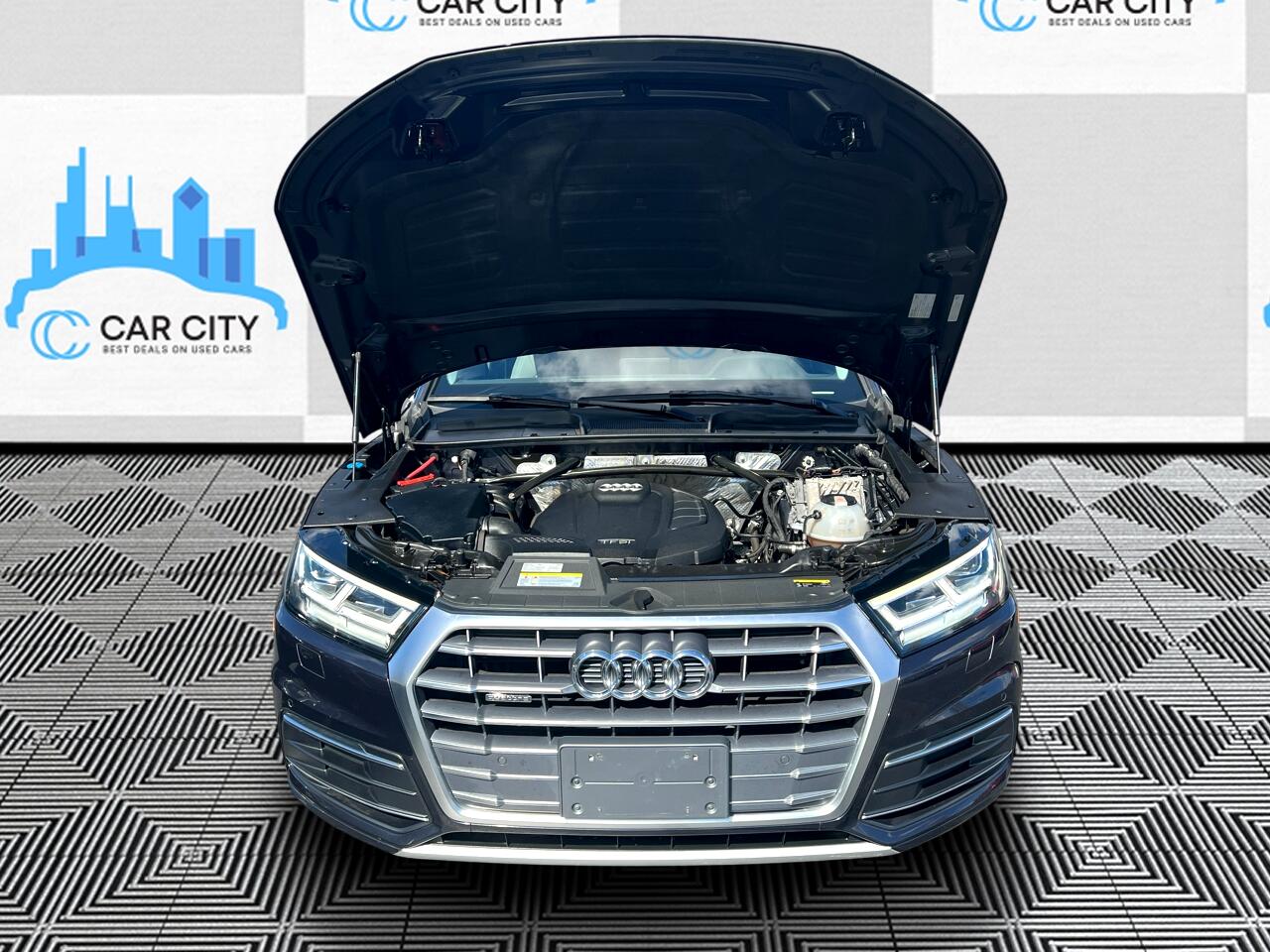 Audi Q5 2.0T Premium Plus quattro 2018