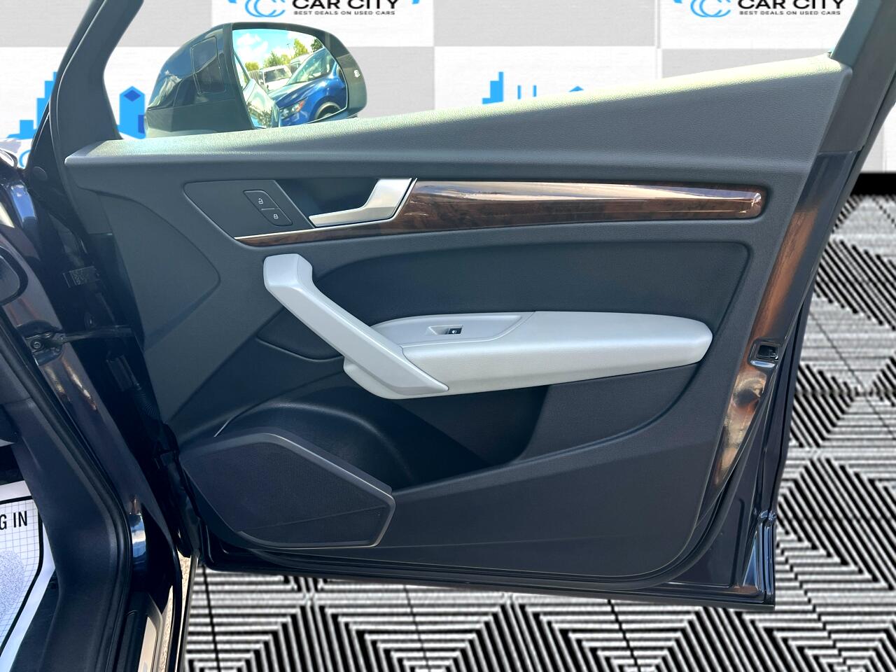 Audi Q5 2.0T Premium Plus quattro 2018