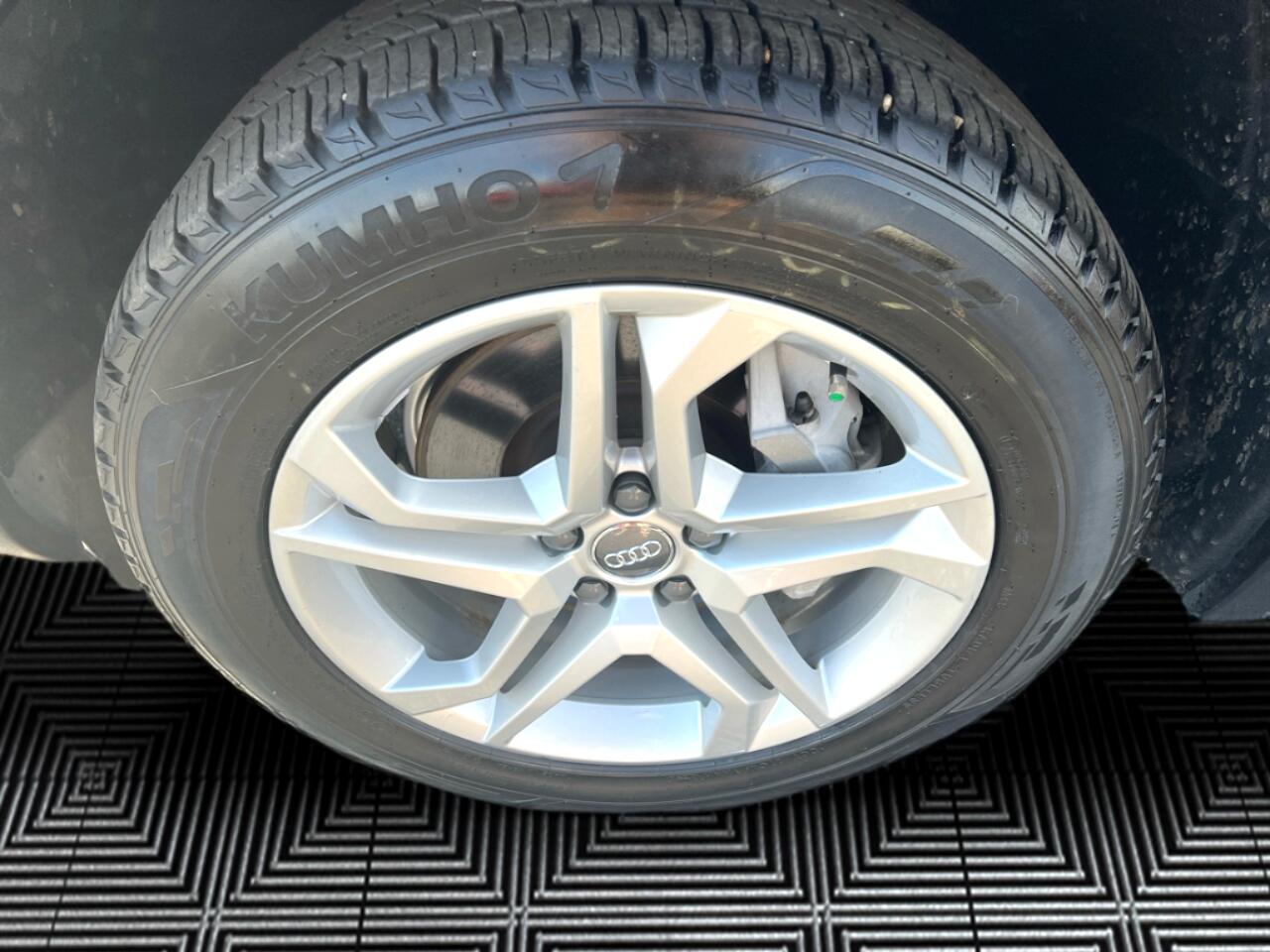 Audi Q5 2.0T Premium Plus quattro 2018