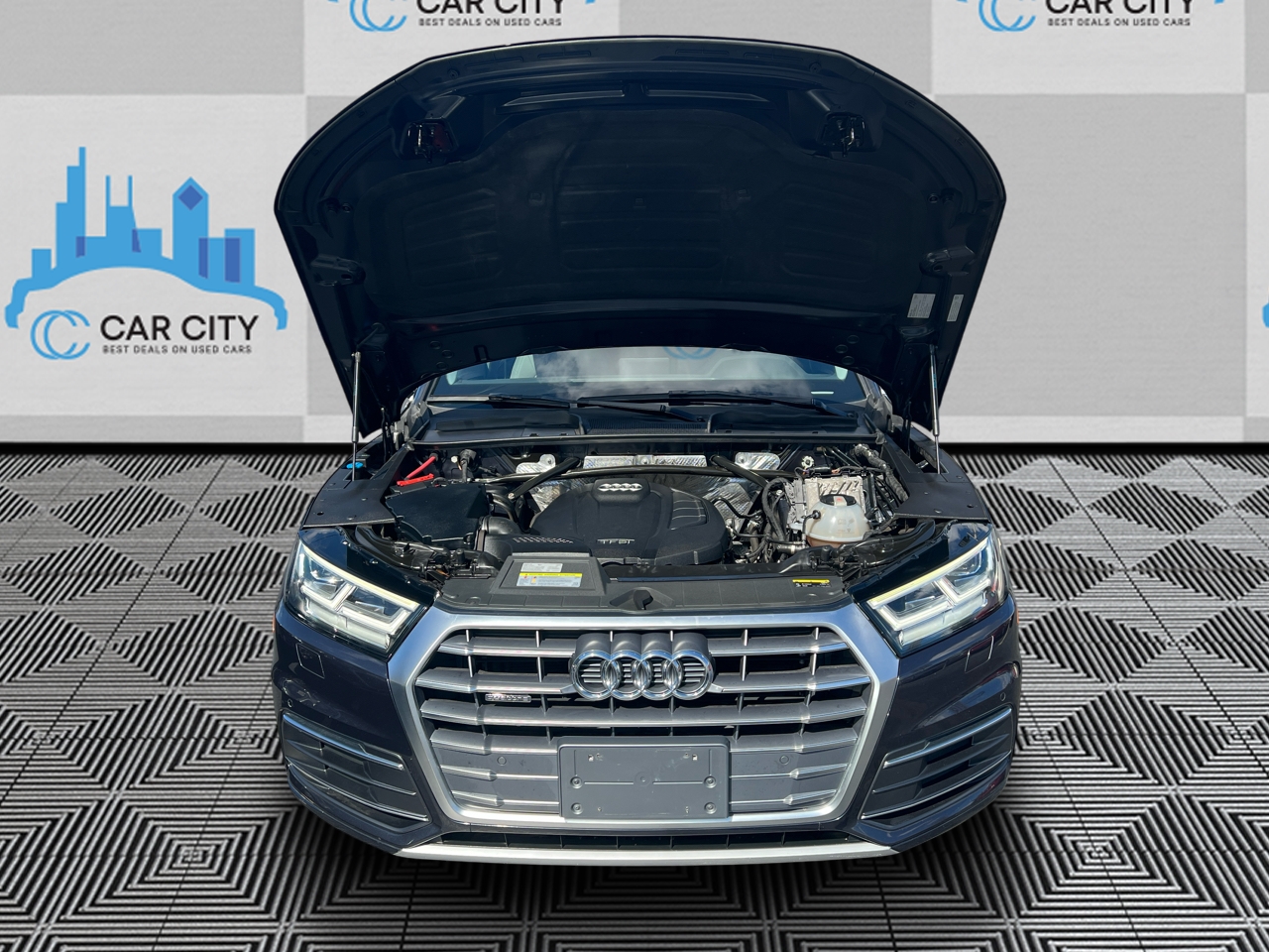 Audi Q5 2.0T Premium Plus quattro 2018