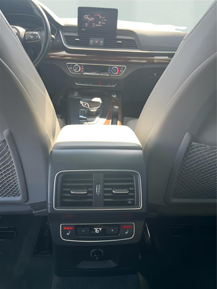 Audi Q5 2.0T Premium Plus quattro 2018