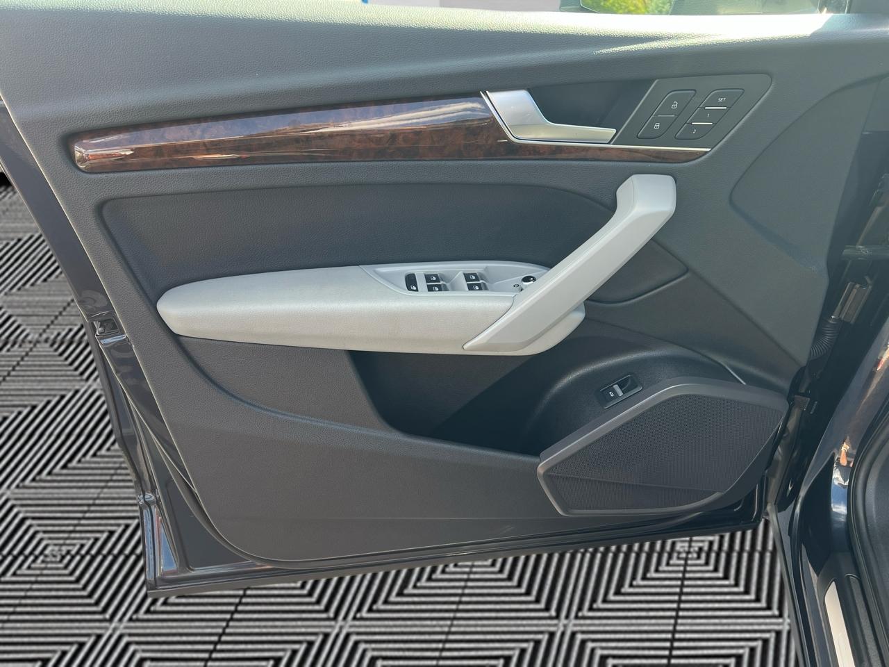 Audi Q5 2.0T Premium Plus quattro 2018