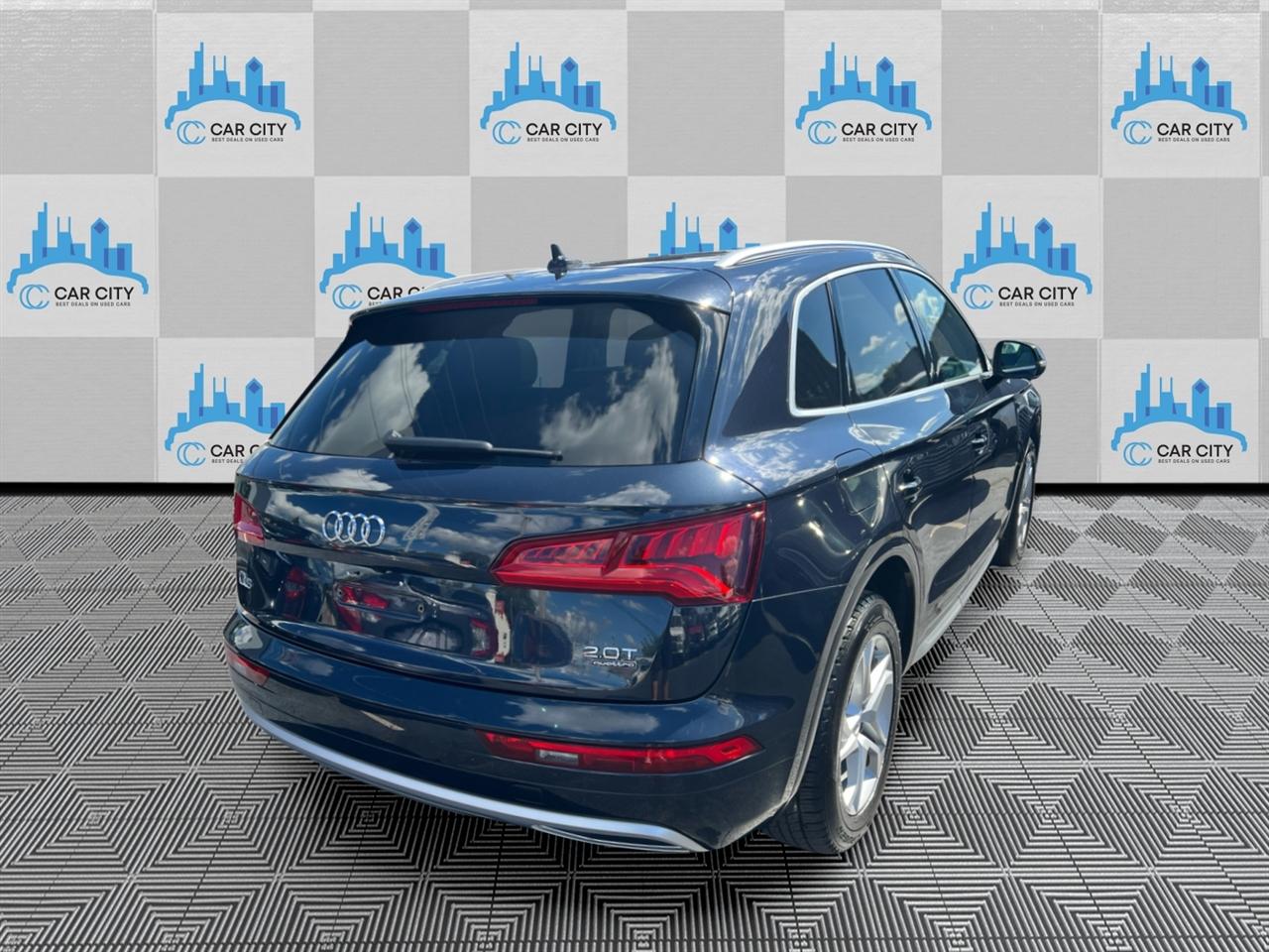 Audi Q5 2.0T Premium Plus quattro 2018