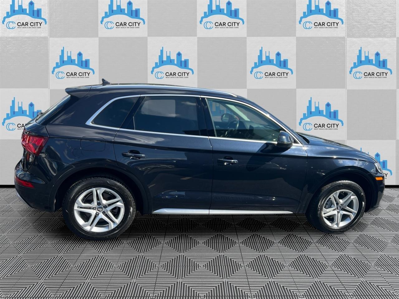 Audi Q5 2.0T Premium Plus quattro 2018