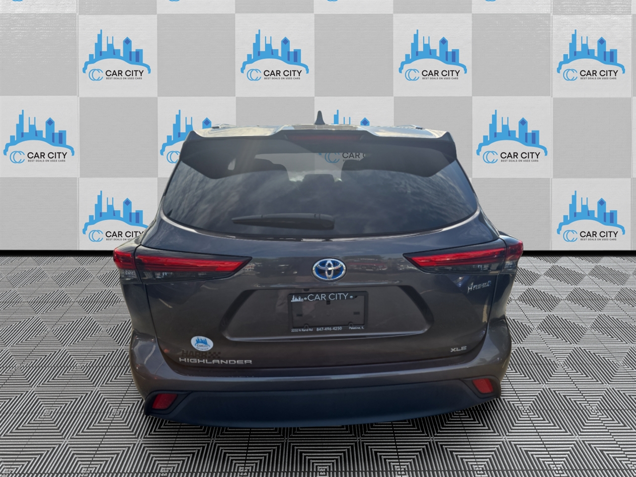 2021 Toyota Highlander Hybrid XLE photo 8
