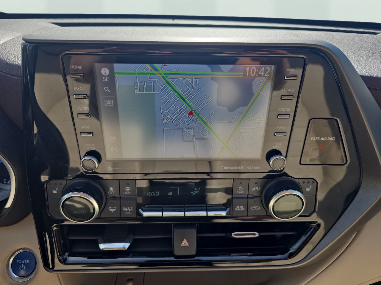 2021 Toyota Highlander Hybrid XLE photo 17