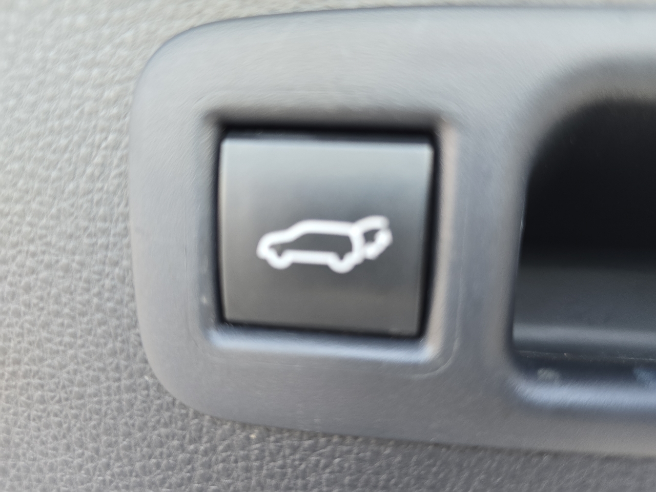 2021 Toyota Highlander Hybrid XLE photo 39