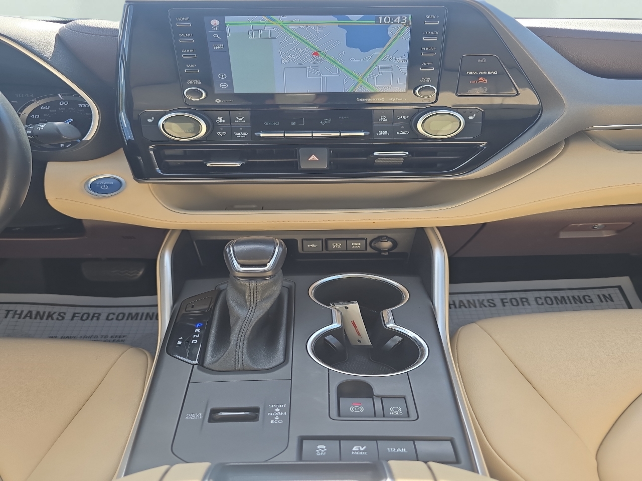 2021 Toyota Highlander Hybrid XLE photo 48