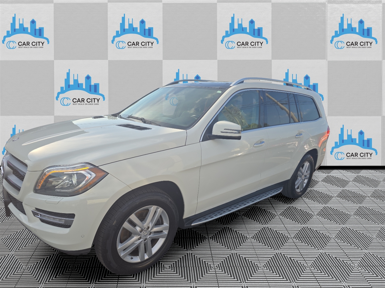 2013 Mercedes Benz GL 450 photo 9