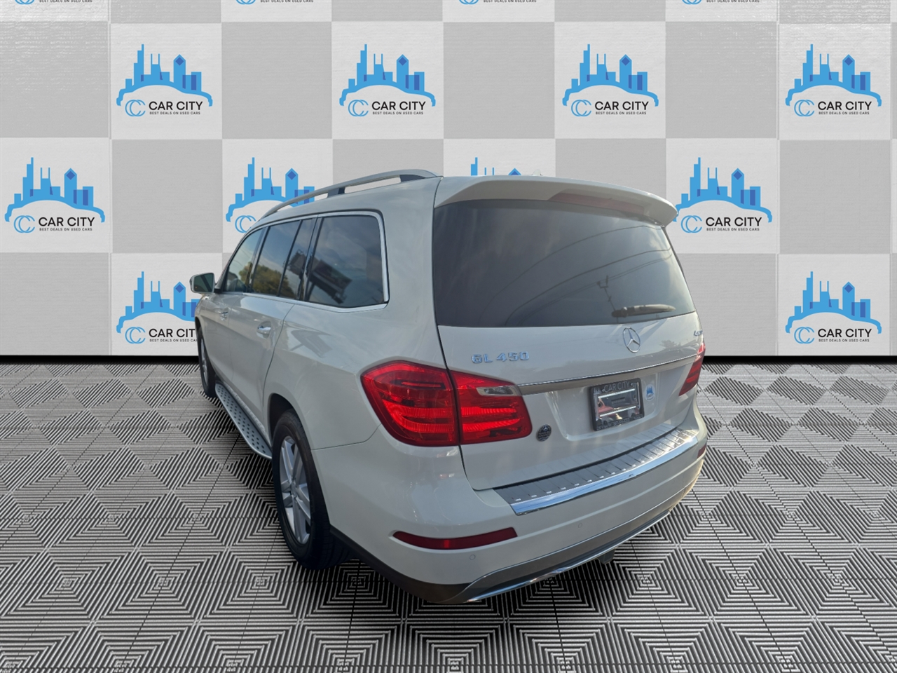 2013 Mercedes Benz GL 450 photo 28