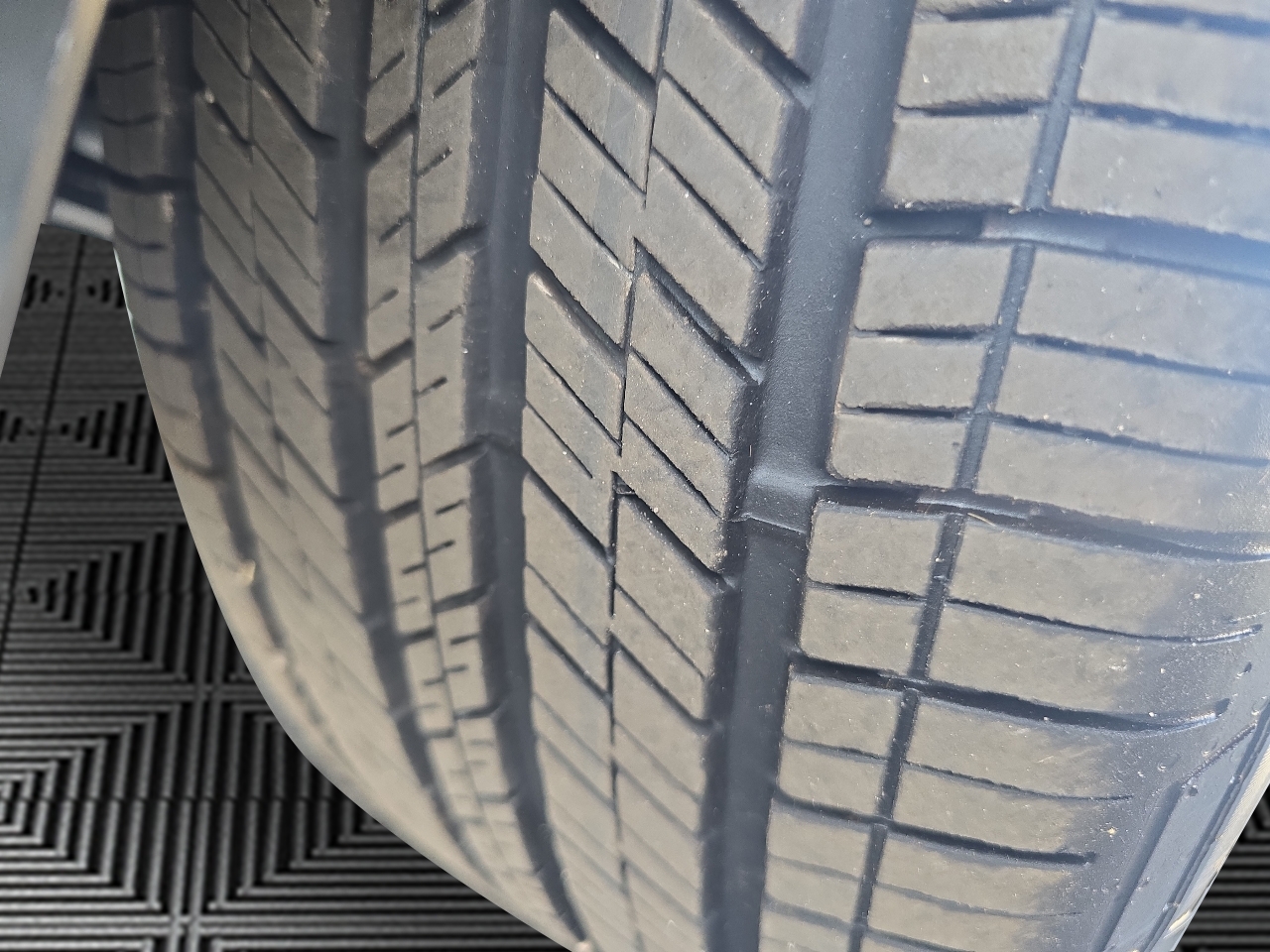 2013 Mercedes Benz GL 450 photo 34