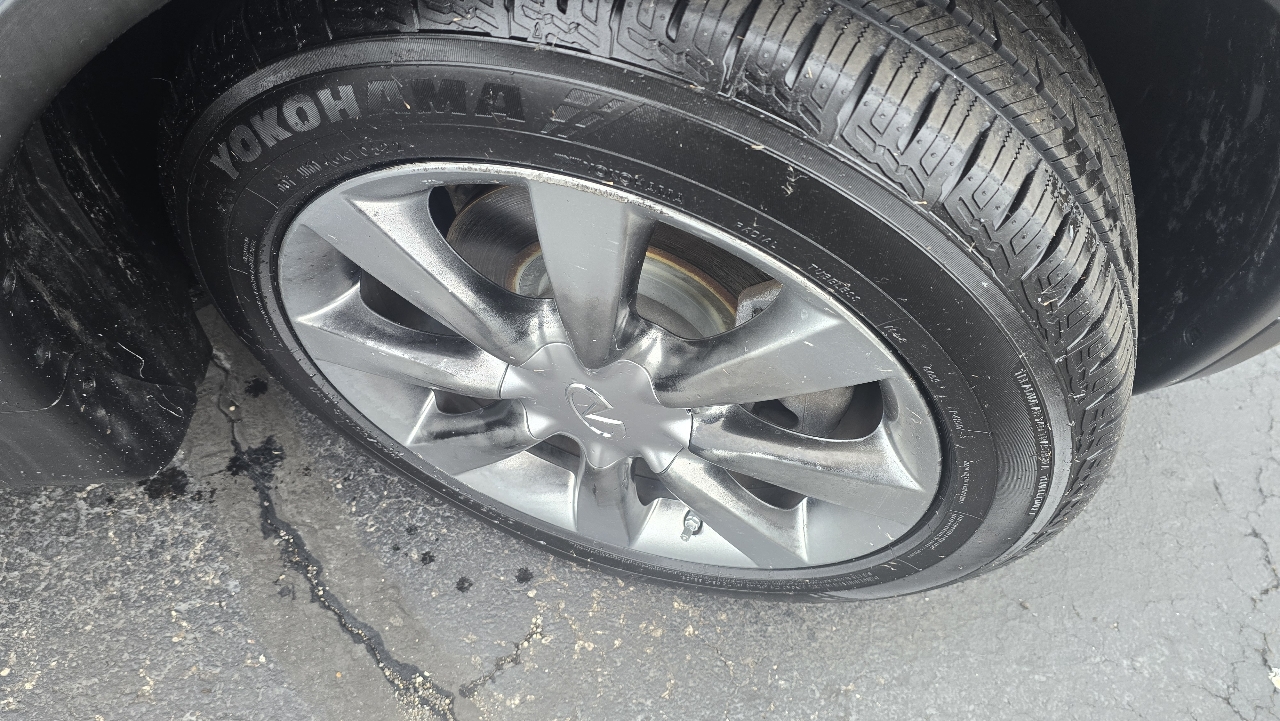 2011 Infiniti EX35 photo 23