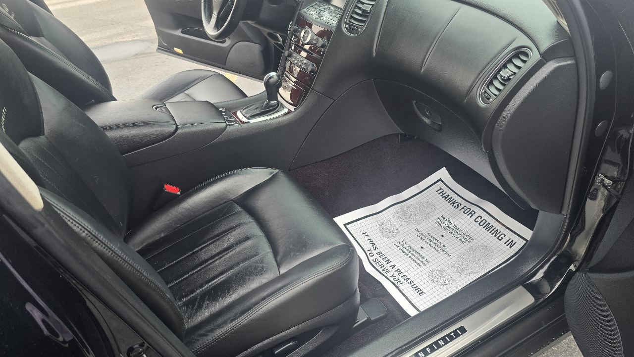 2011 Infiniti EX35 photo 30