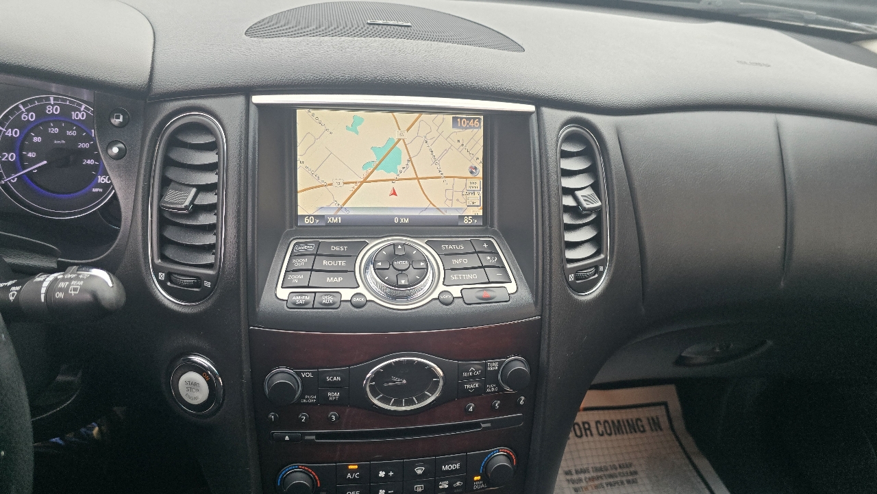 2011 Infiniti EX35 photo 32