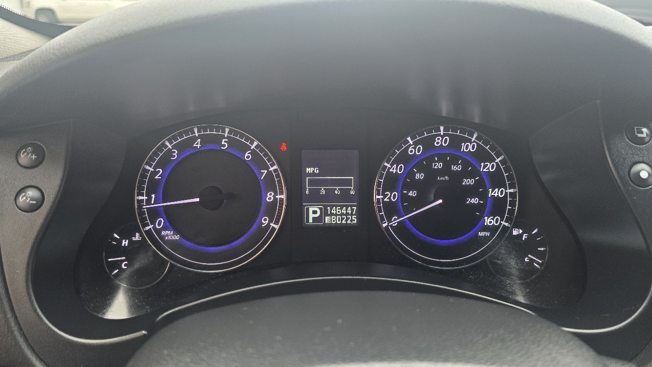 2011 Infiniti EX35 photo 37