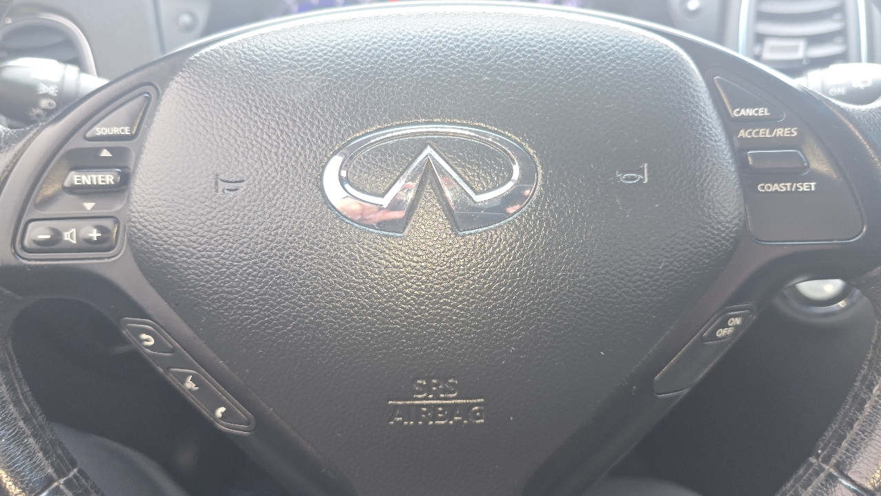 2011 Infiniti EX35 photo 38