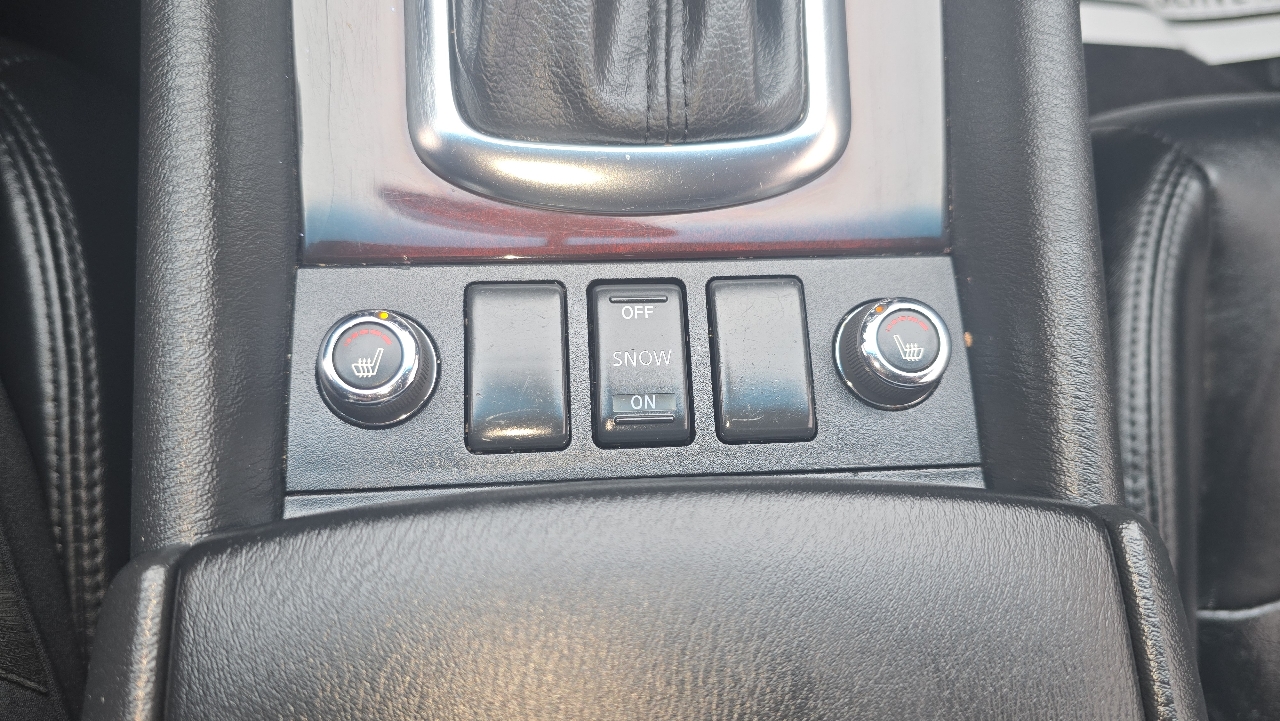 2011 Infiniti EX35 photo 39