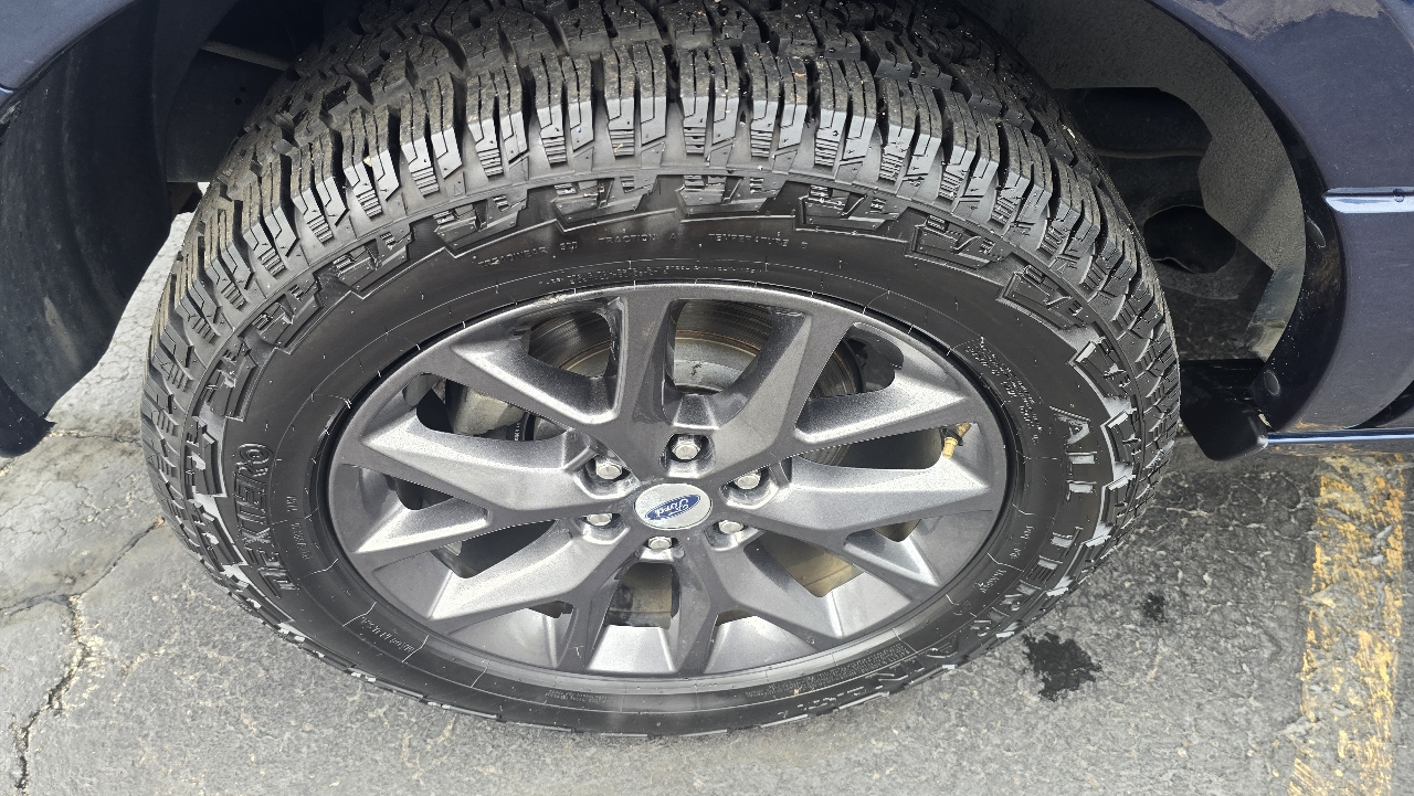 2017 Ford Expedition Limited photo 20