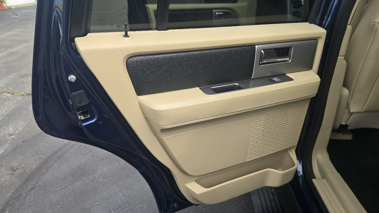 2017 Ford Expedition Limited photo 27