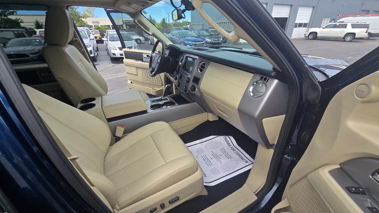 2017 Ford Expedition Limited photo 39