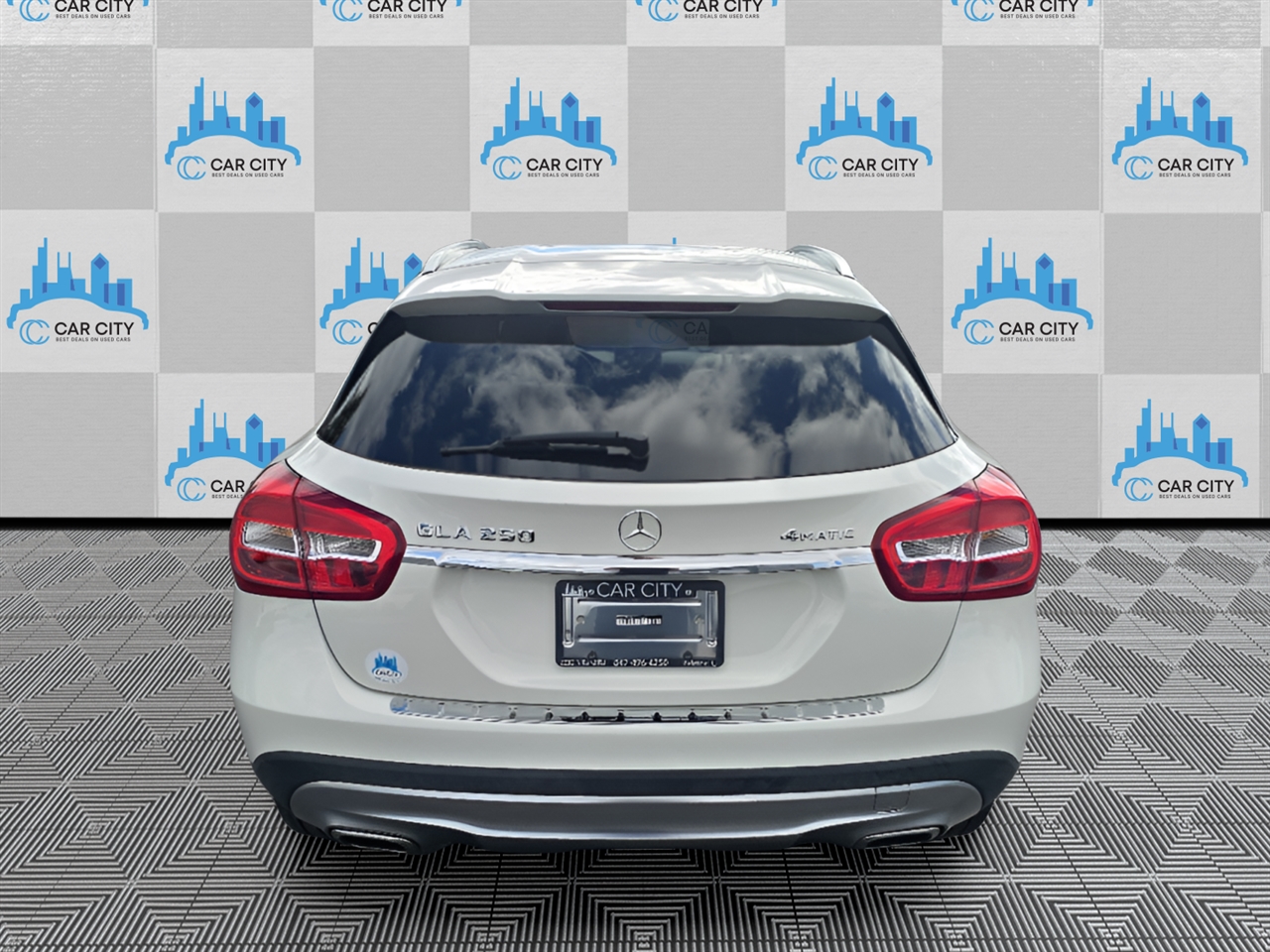 Mercedes-Benz GLA-Class GLA250 4MATIC 2016