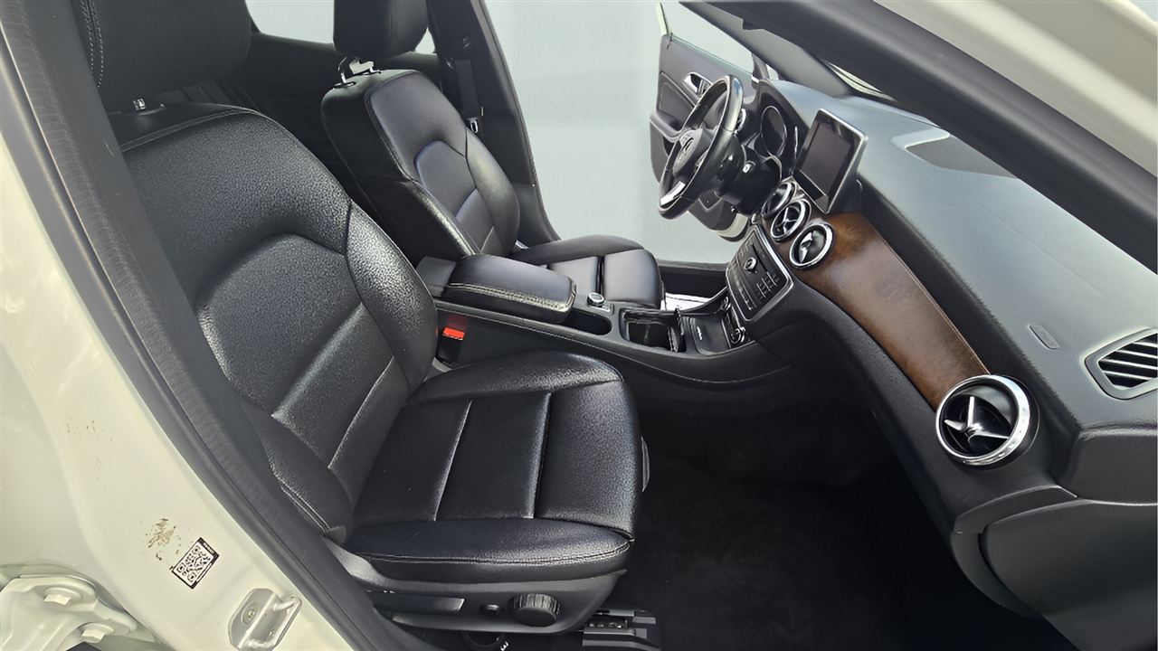 Mercedes-Benz GLA-Class GLA250 4MATIC 2016