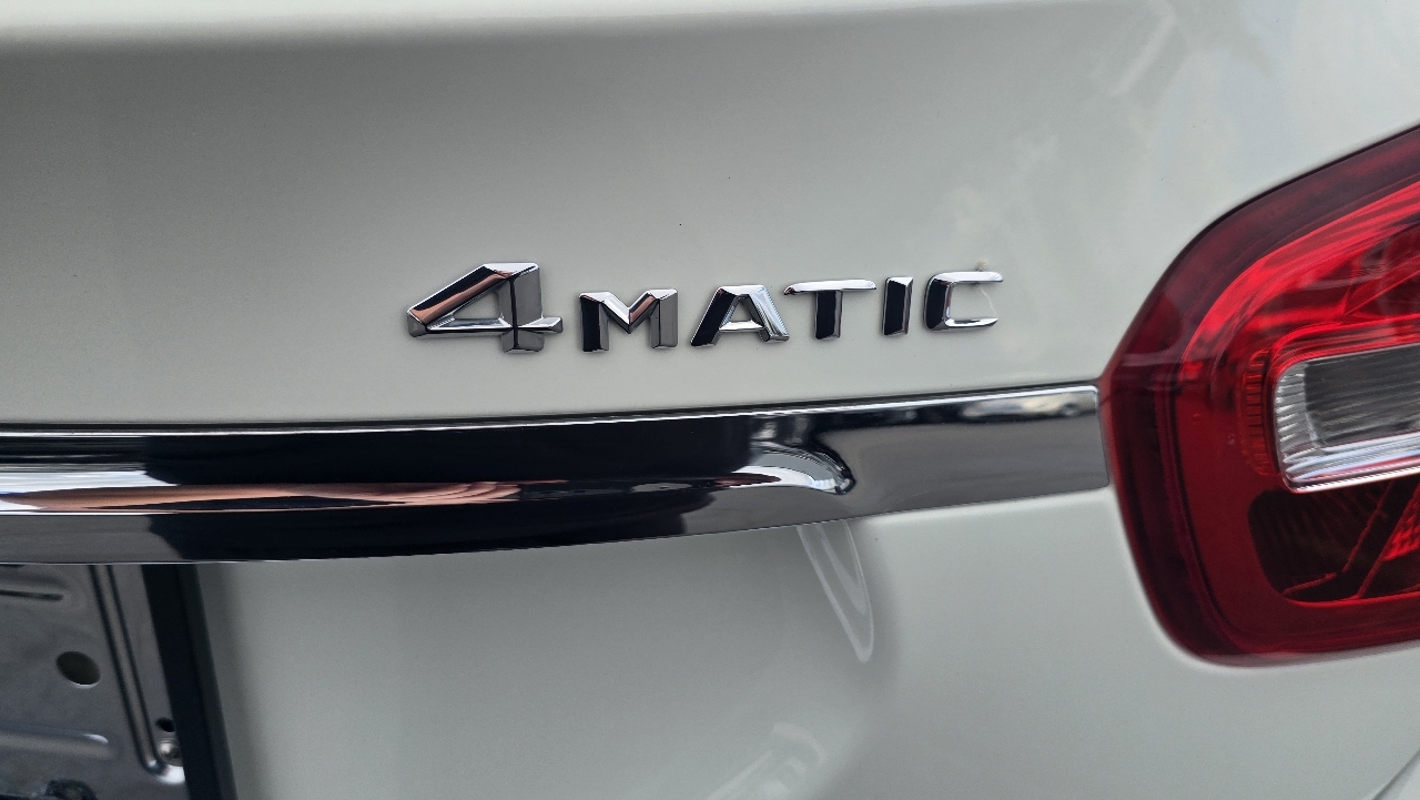 Mercedes-Benz GLA-Class GLA250 4MATIC 2016