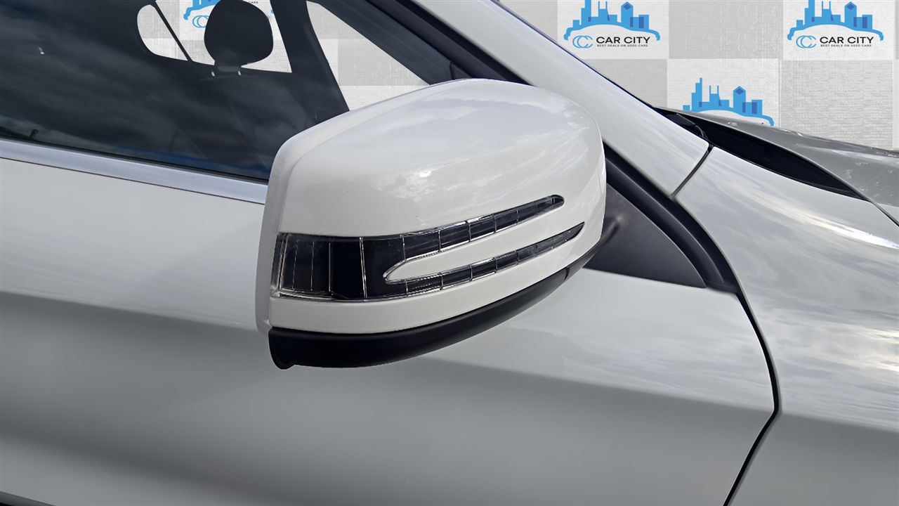 Mercedes-Benz GLA-Class GLA250 4MATIC 2016