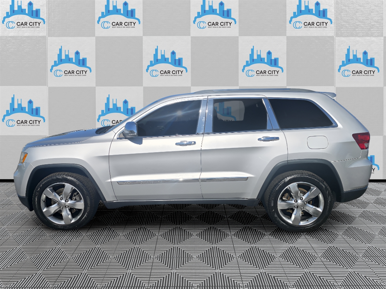 2012 Jeep Grand Cherokee Limited photo 4