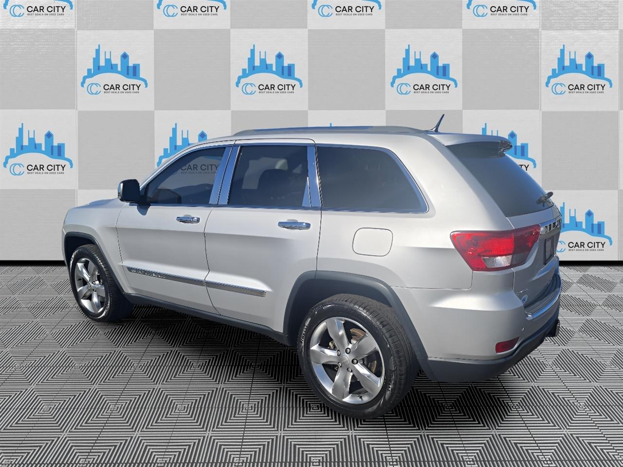 Jeep Grand Cherokee Limited 4WD 2012