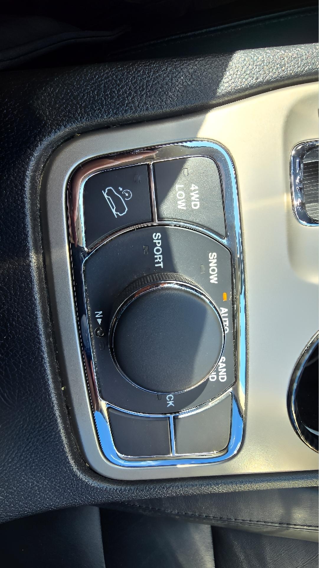 Jeep Grand Cherokee Limited 4WD 2012