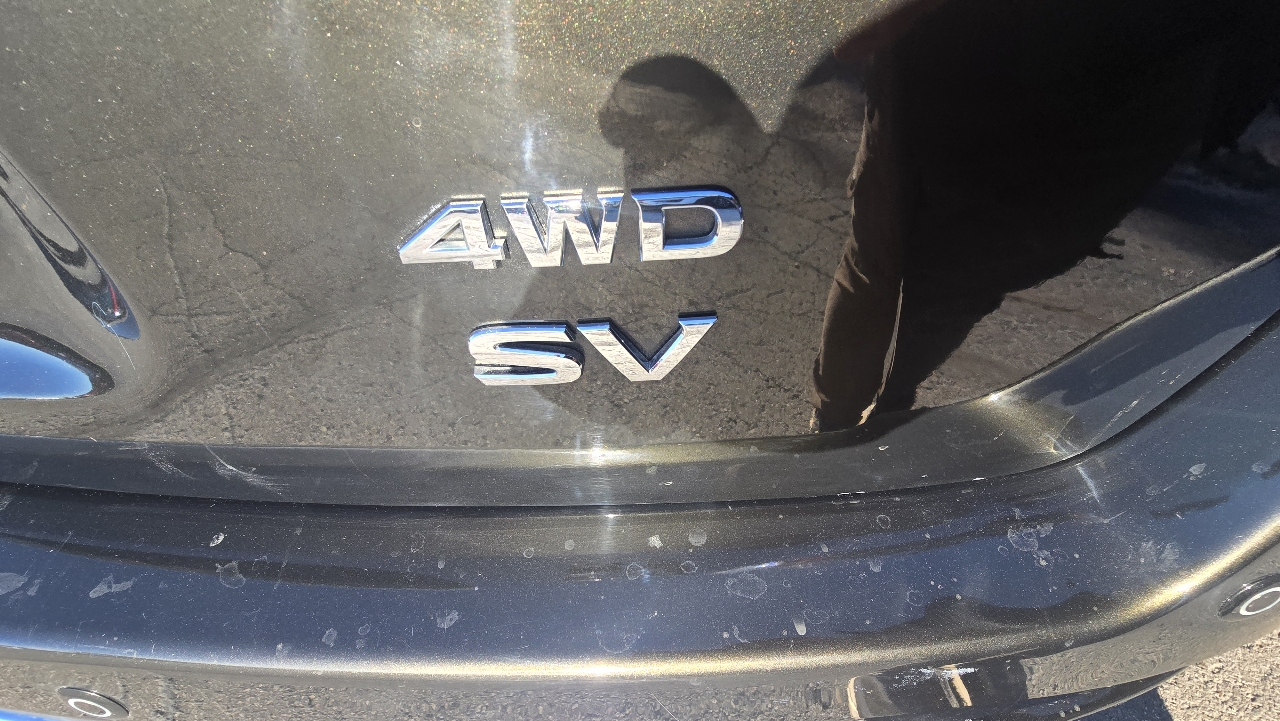 Nissan Pathfinder SV 4WD 2015