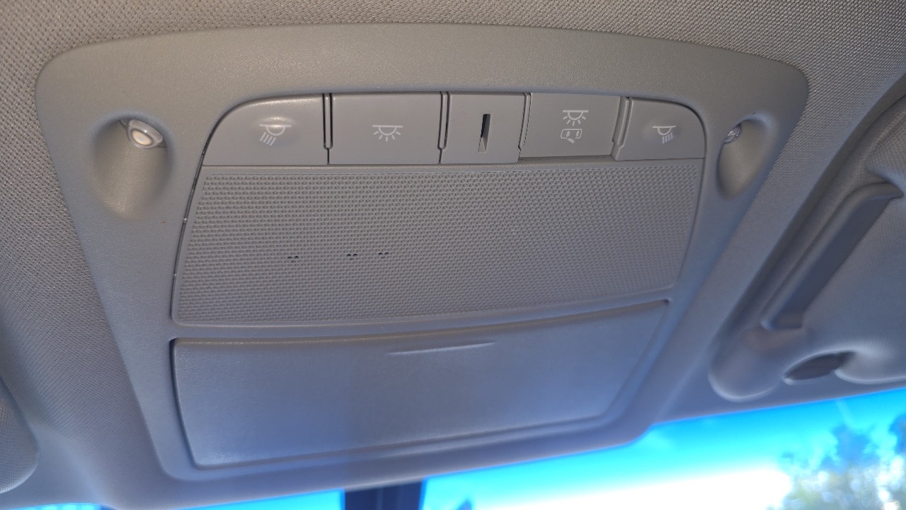 Nissan Pathfinder SV 4WD 2015