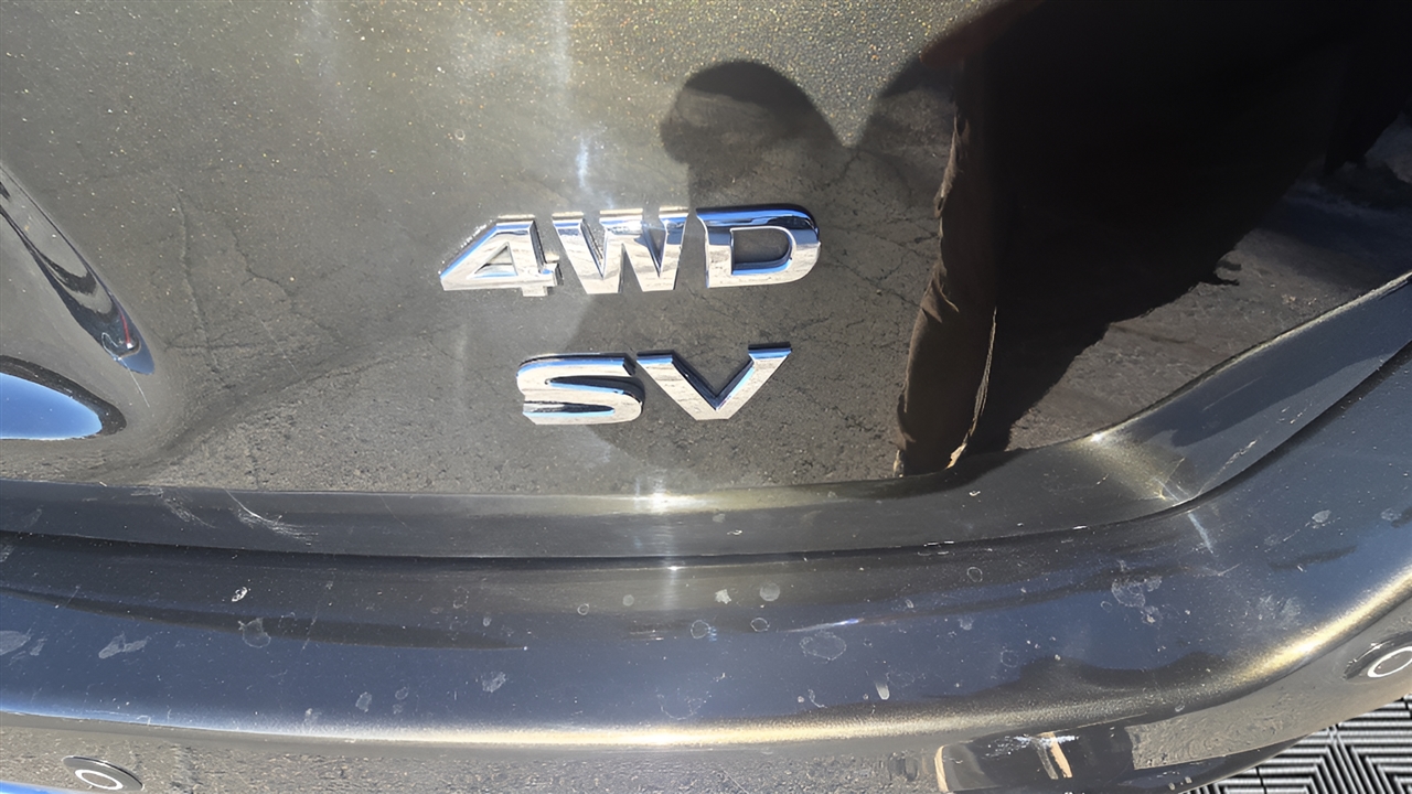 Nissan Pathfinder SV 4WD 2015