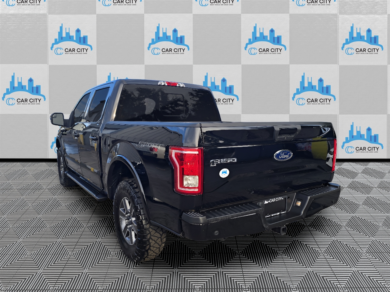 Ford F-150 Lariat SuperCrew 6.5-ft. Bed 4WD 2017