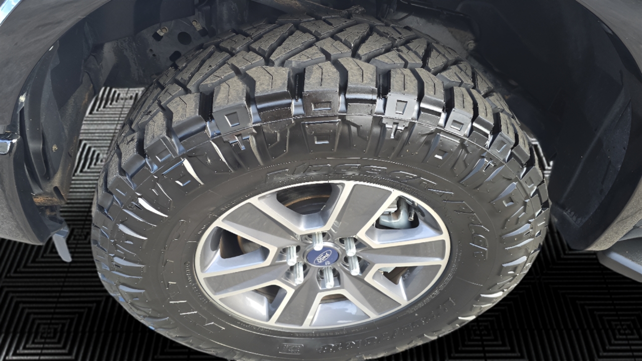 Ford F-150 Lariat SuperCrew 6.5-ft. Bed 4WD 2017