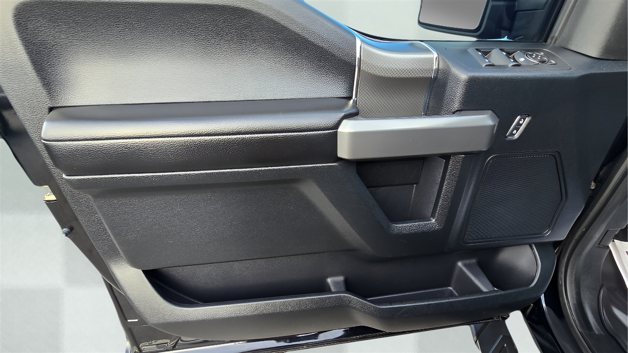 Ford F-150 Lariat SuperCrew 6.5-ft. Bed 4WD 2017