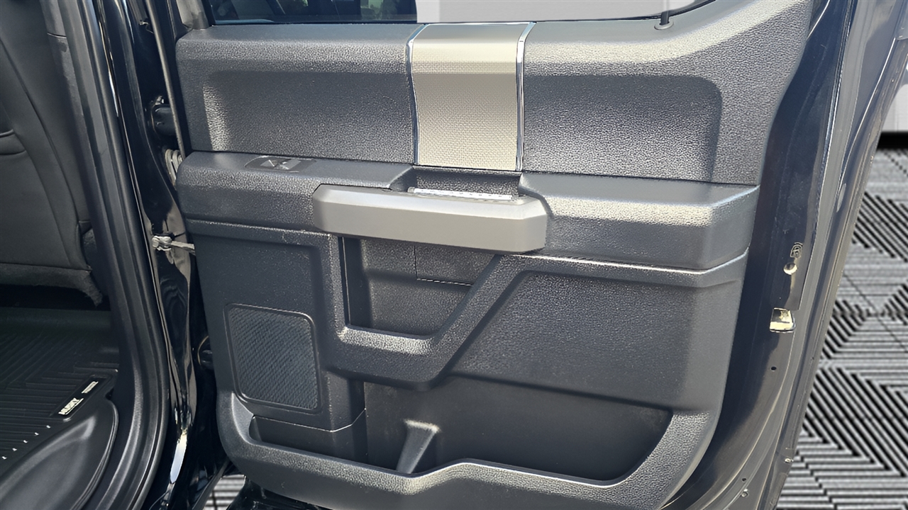 Ford F-150 Lariat SuperCrew 6.5-ft. Bed 4WD 2017