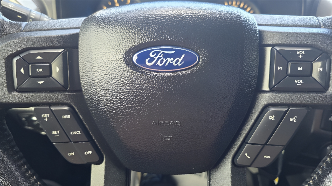 Ford F-150 Lariat SuperCrew 6.5-ft. Bed 4WD 2017