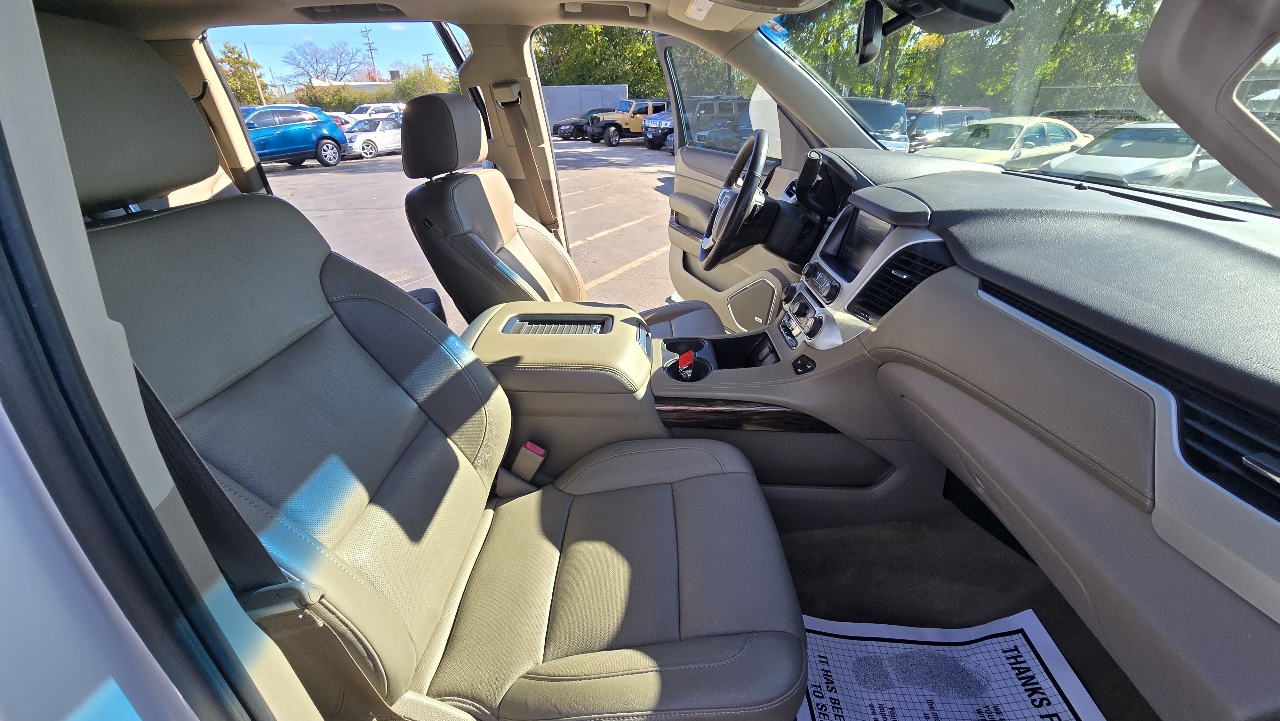 GMC Yukon XL SLT 1/2 Ton 4WD 2015