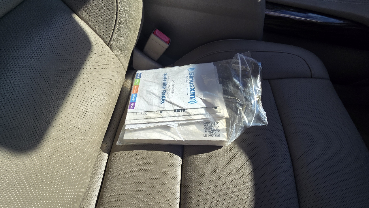 GMC Yukon XL SLT 1/2 Ton 4WD 2015