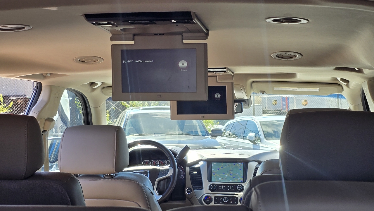 GMC Yukon XL SLT 1/2 Ton 4WD 2015