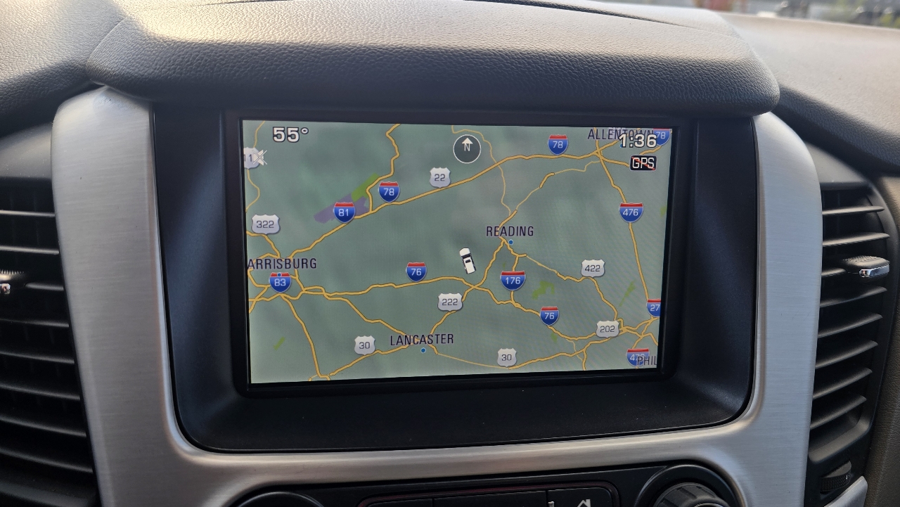 GMC Yukon XL SLT 1/2 Ton 4WD 2015