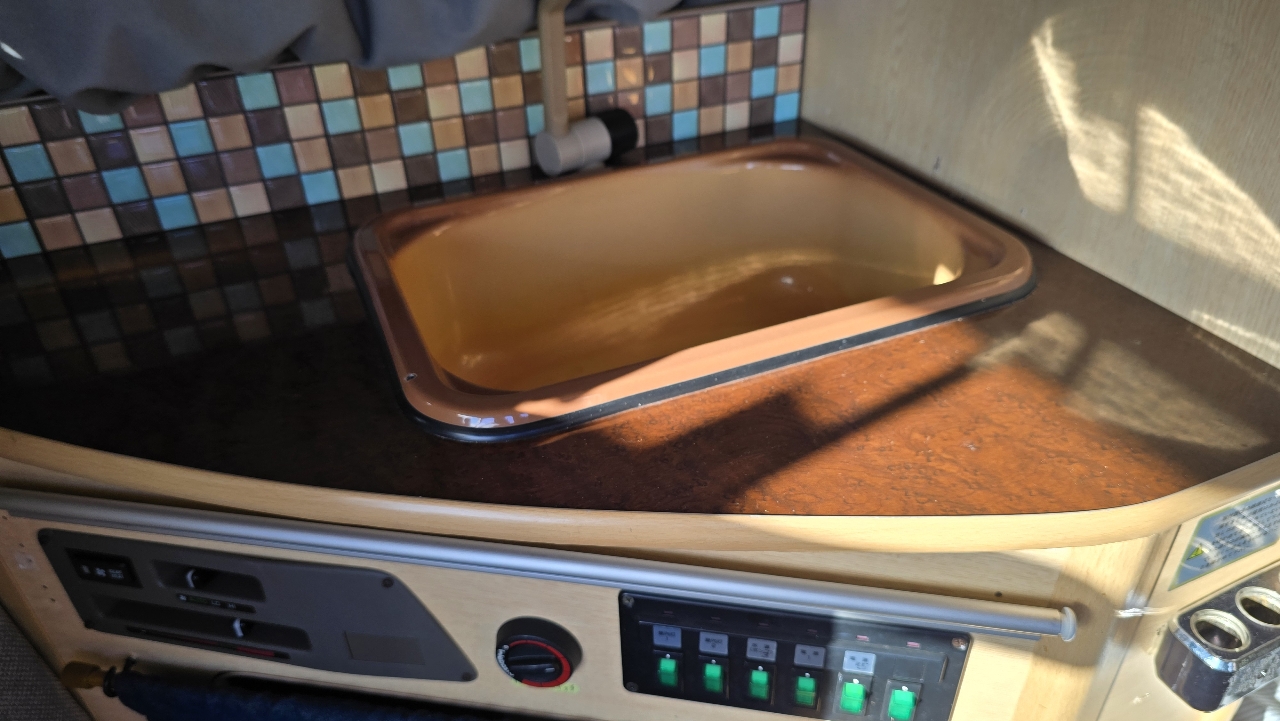 Toyota Hiace EXL Camper  1999