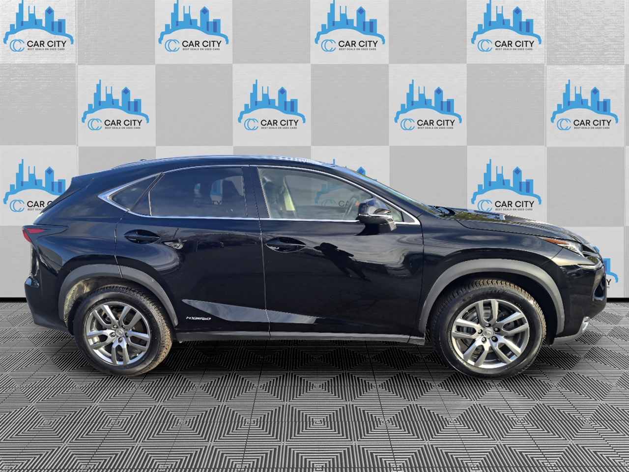Lexus NX 300h AWD 2016