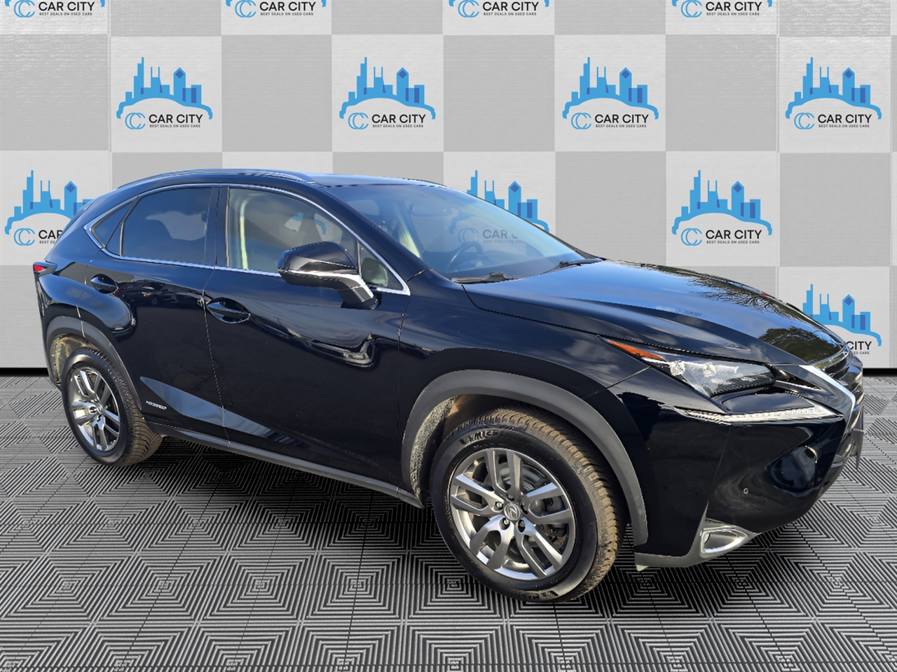 Lexus NX 300h AWD 2016