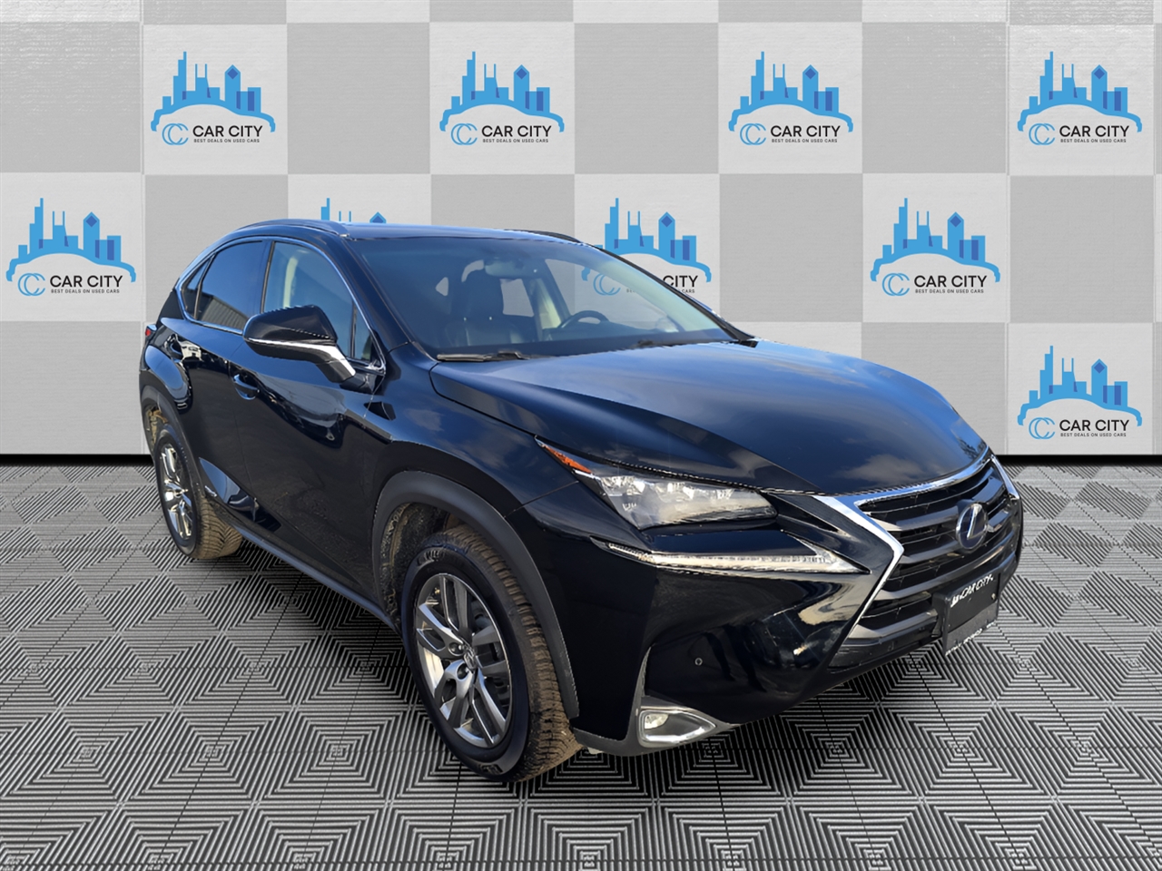 Lexus NX 300h AWD 2016