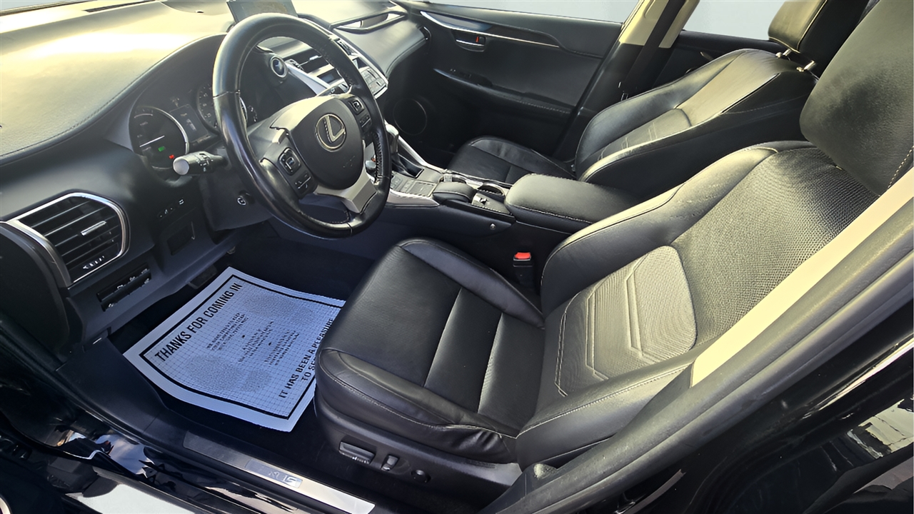 Lexus NX 300h AWD 2016