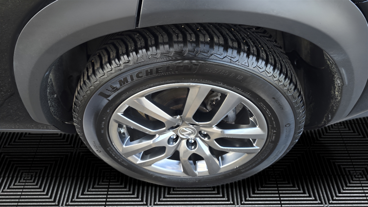 Lexus NX 300h AWD 2016